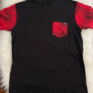 Young & Reckless , black and red short sleeve T-shirt Medium